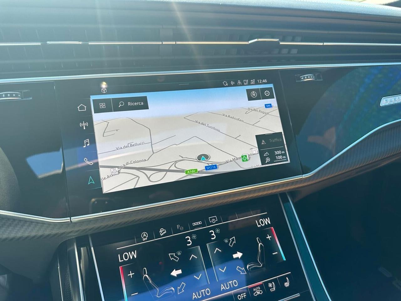 Audi Q8 RS TFSI V8 quattro tiptronic