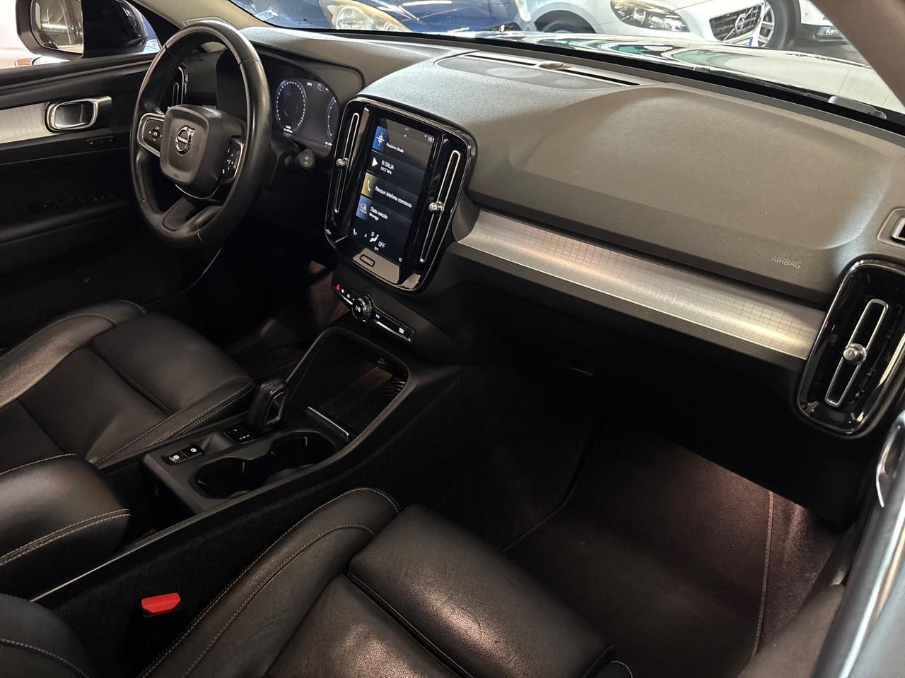 Volvo XC40 D4 AWD Geartr.*CERTIFICATA*FULL OPT.*