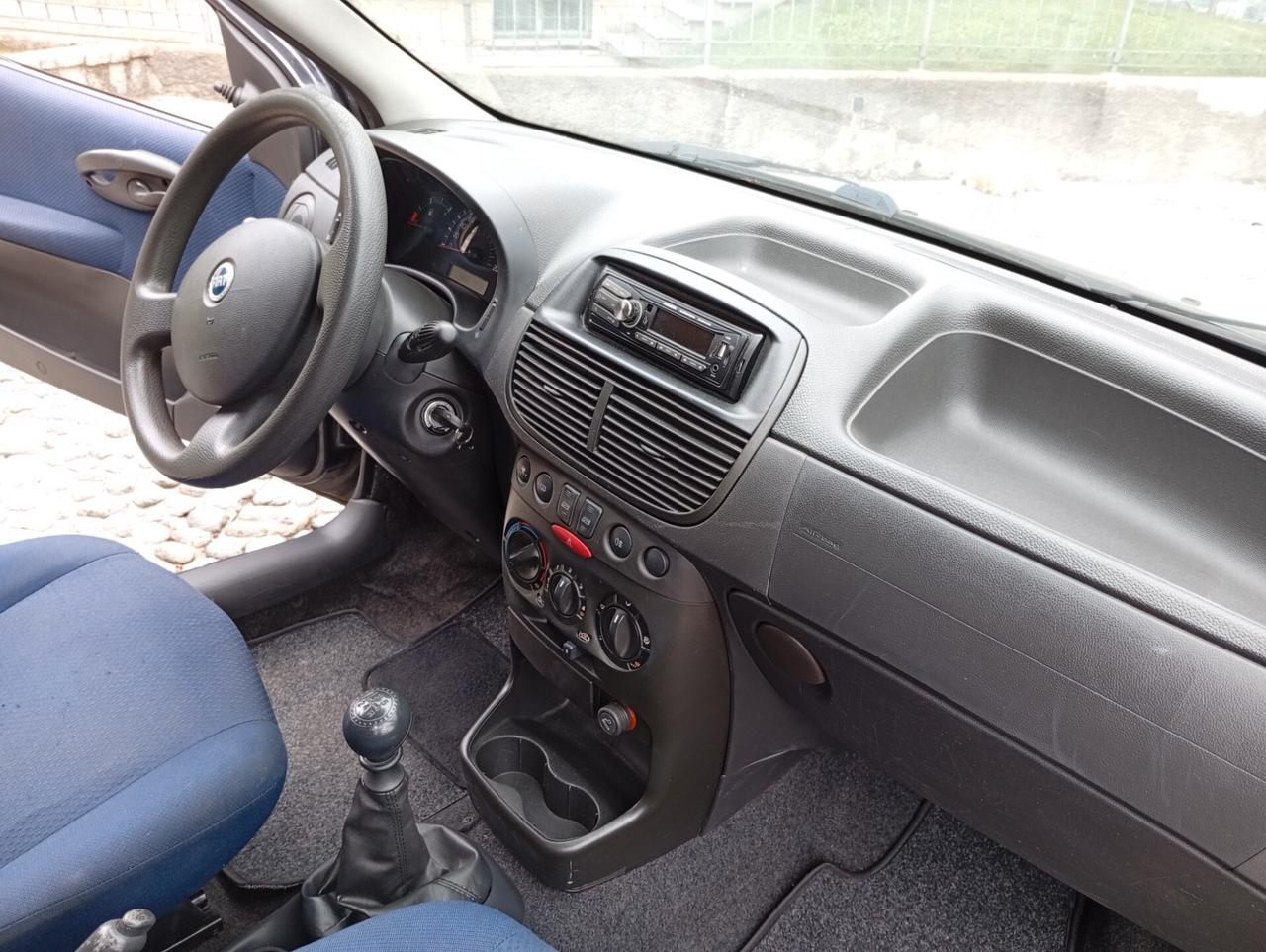 Fiat Punto 1.2i cat 3 porte ELX