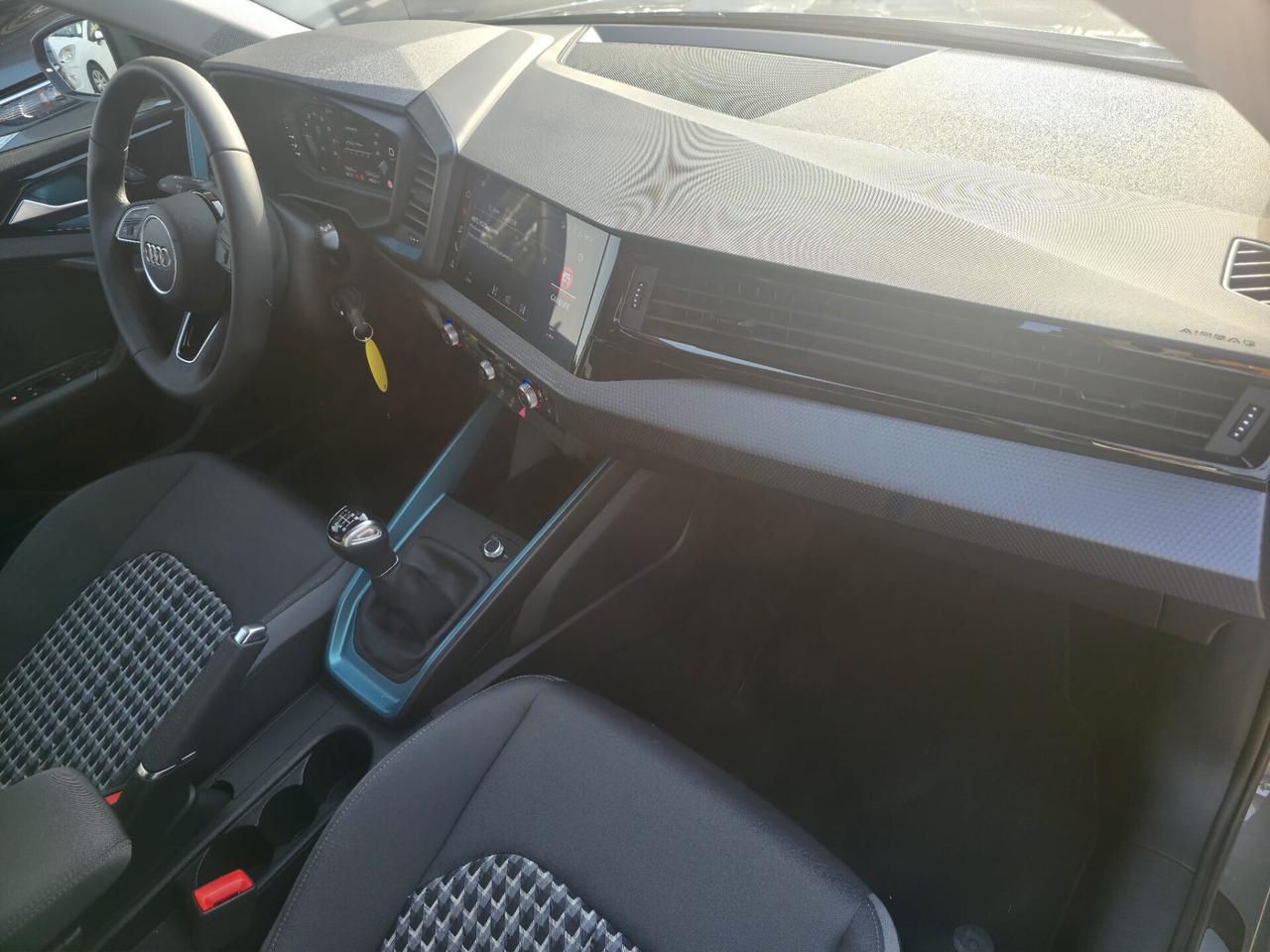 Audi A1 allstreet 30 TFSI Identity Contrast
