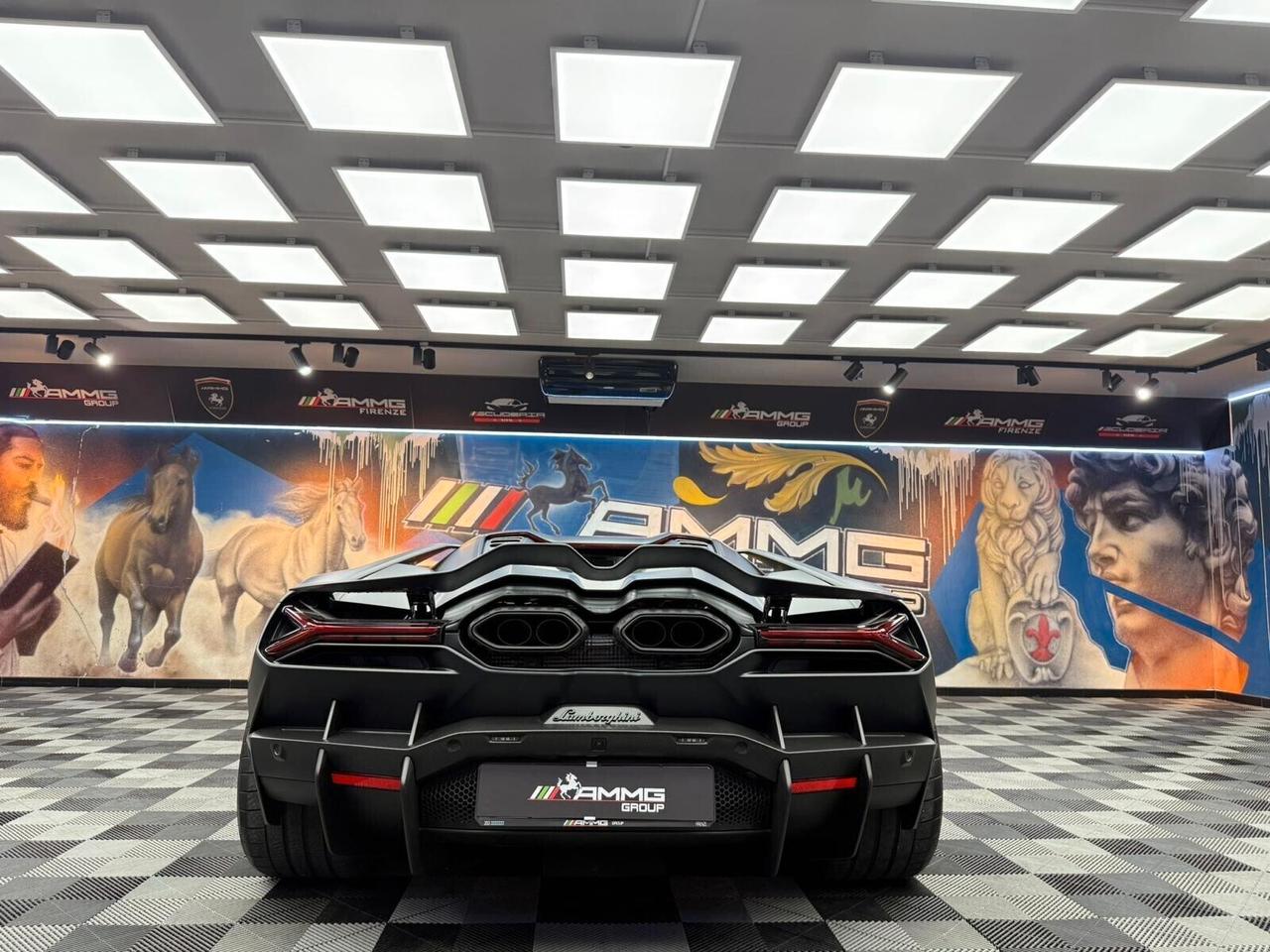 Lamborghini Revuelto 6.5 V12 (333)