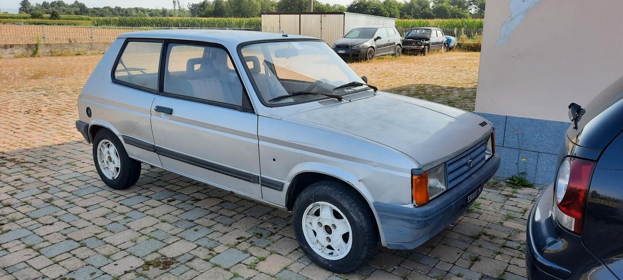 Alfa Romeo 75 1.8i turbo America