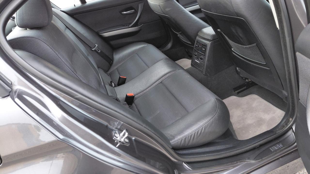 Bmw 320 320i cat Eletta
