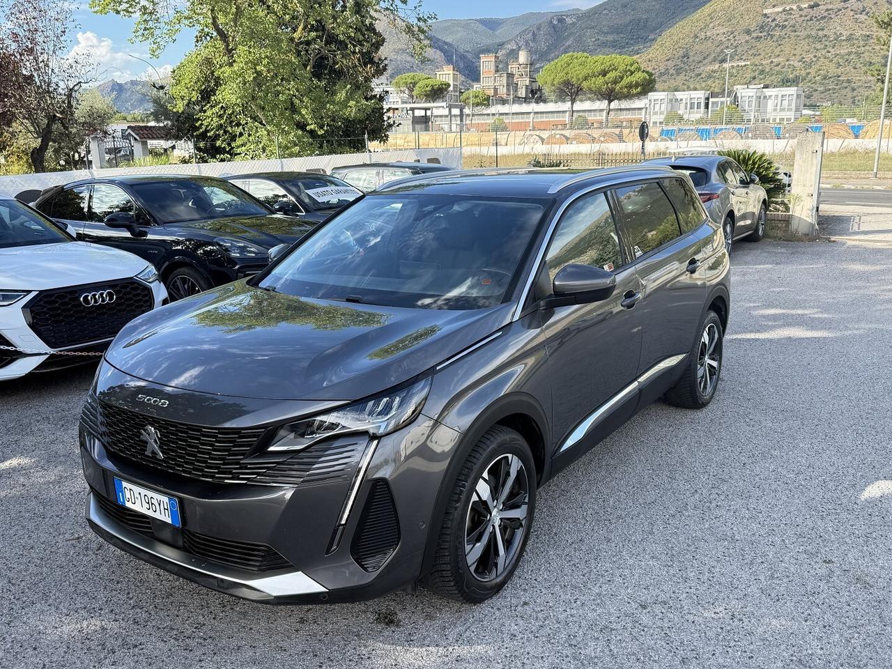 PEUGEOT 5008 1.5TDCI 4X4 GT LINE 7 POSTI