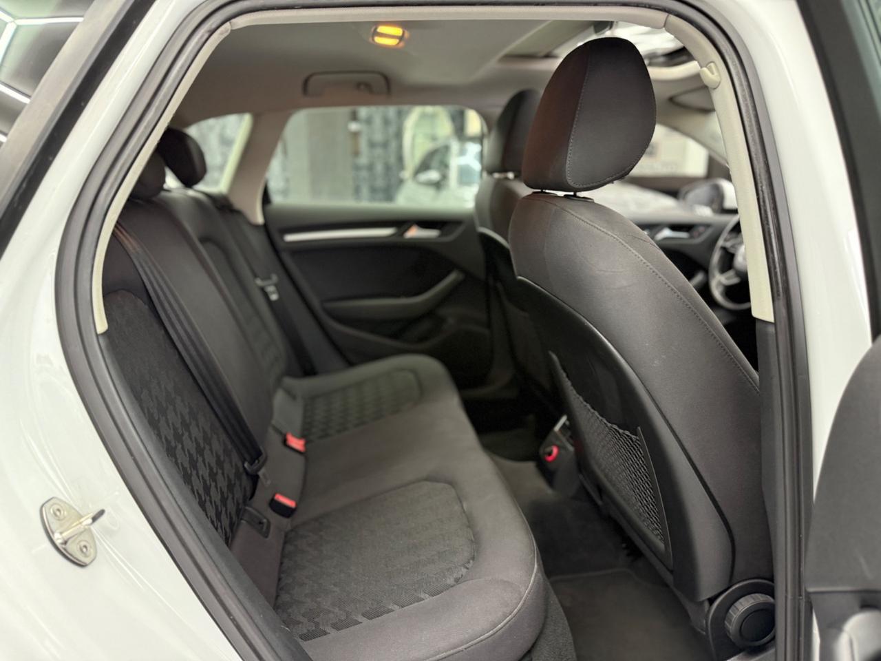 Audi A3 2.0 TDI 150 CV clean diesel Ambition