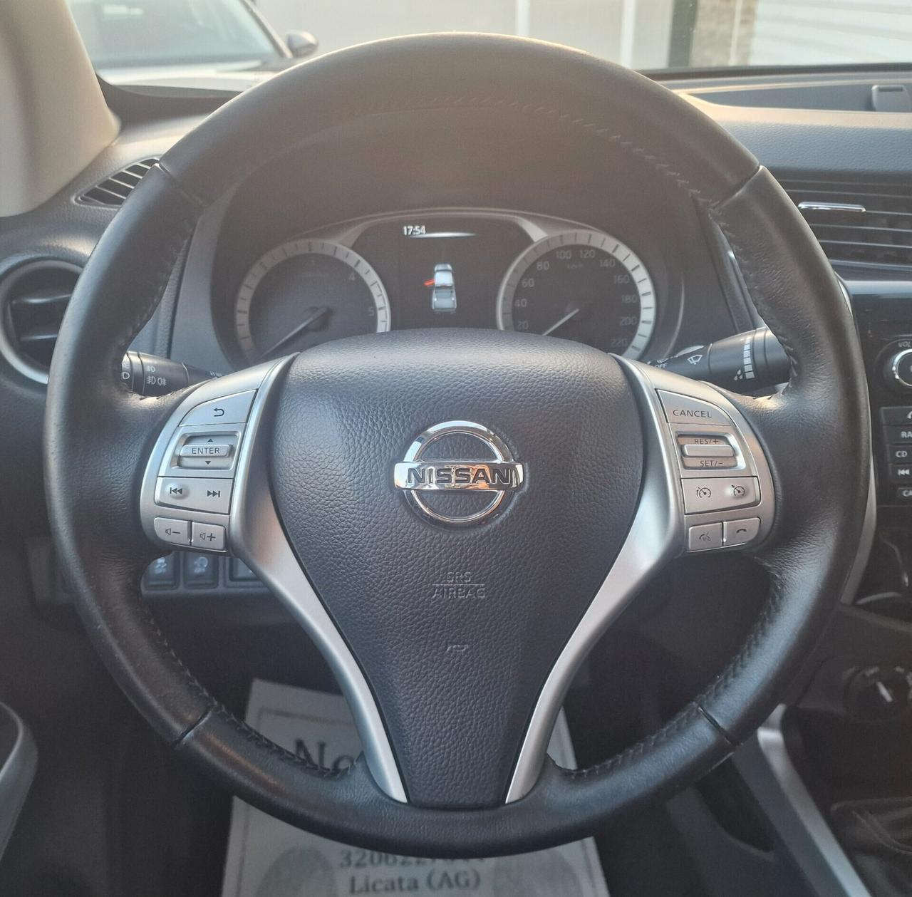 Nissan Navara 2.3 dCi 190cv