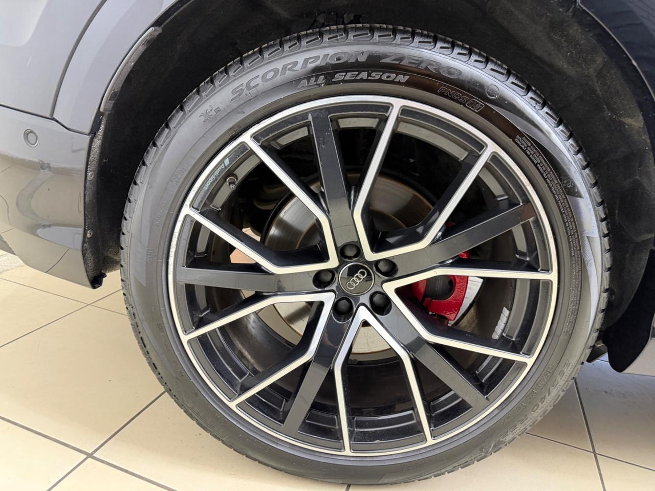 Audi Q8 50 TDI 286 CV 3x S-LINE ITA UFF STRA FULL