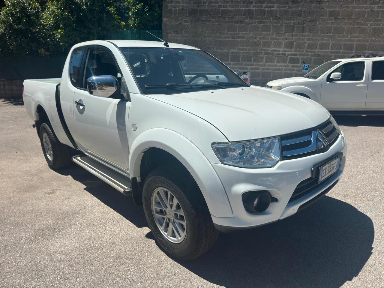 Mitsubishi L200 2.5 DI-D/178CV DC Intense Plus DPF
