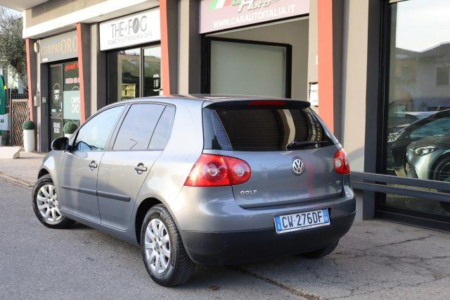 VOLKSWAGEN Golf V 1.6 Benzina 5 Porte Comfortline per NEOPATENTATI