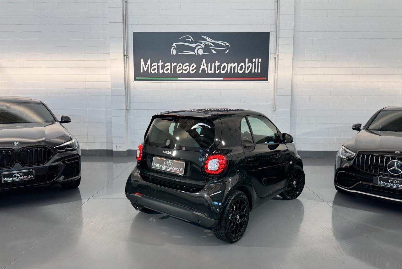 smart forTwo Passion 1.0CC 71CV Auto Bluetooth OK Neopatentati