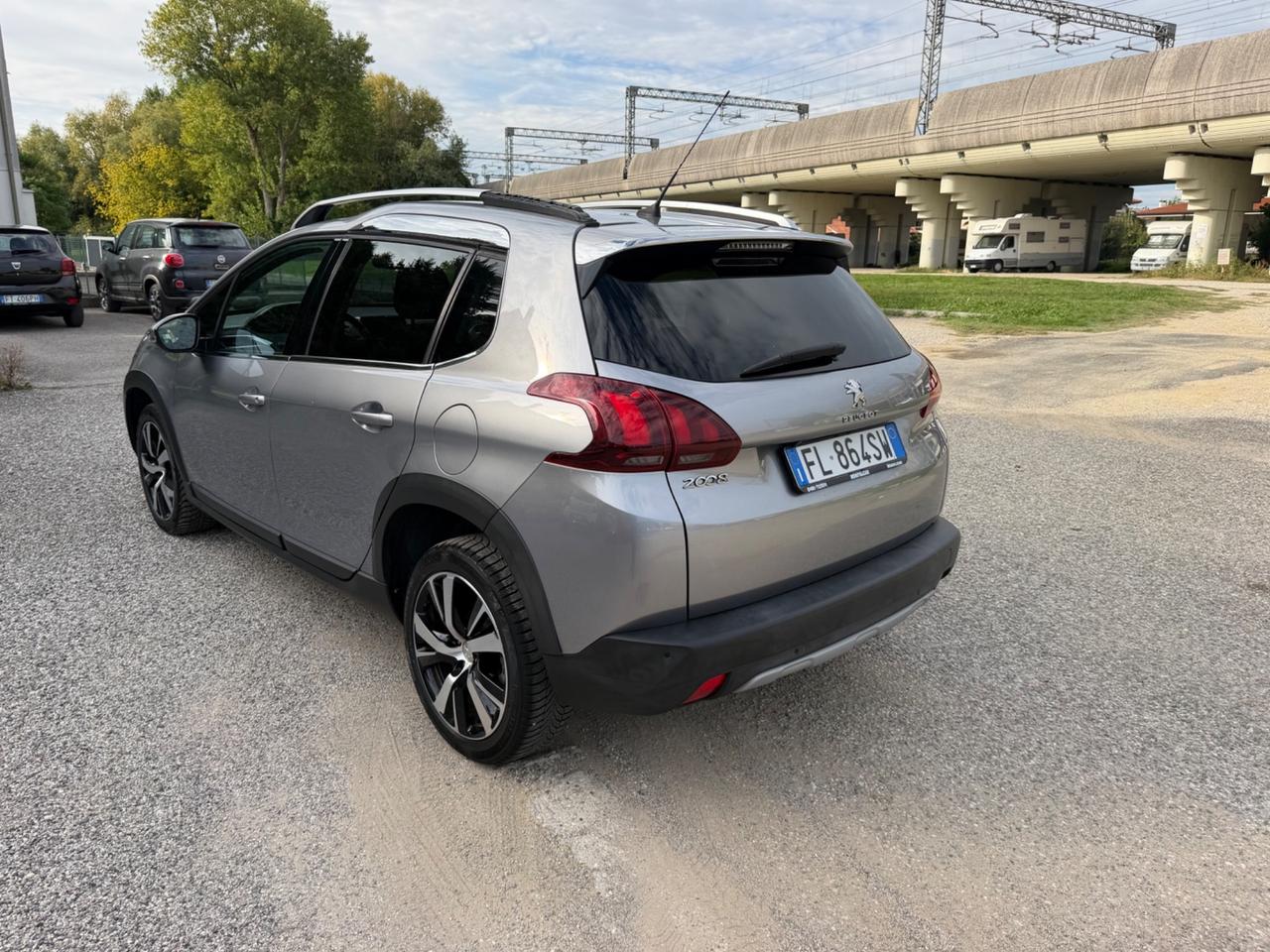 Peugeot 2008 1.6HDI Allure PREZZO 8200€