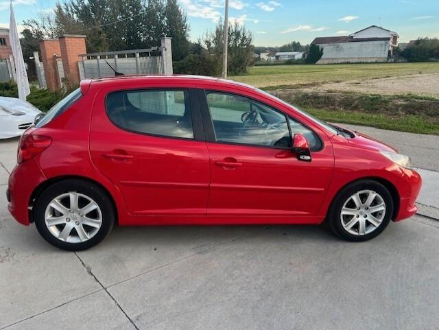 Peugeot 207 1.6 HDi 90CV 5p. XS