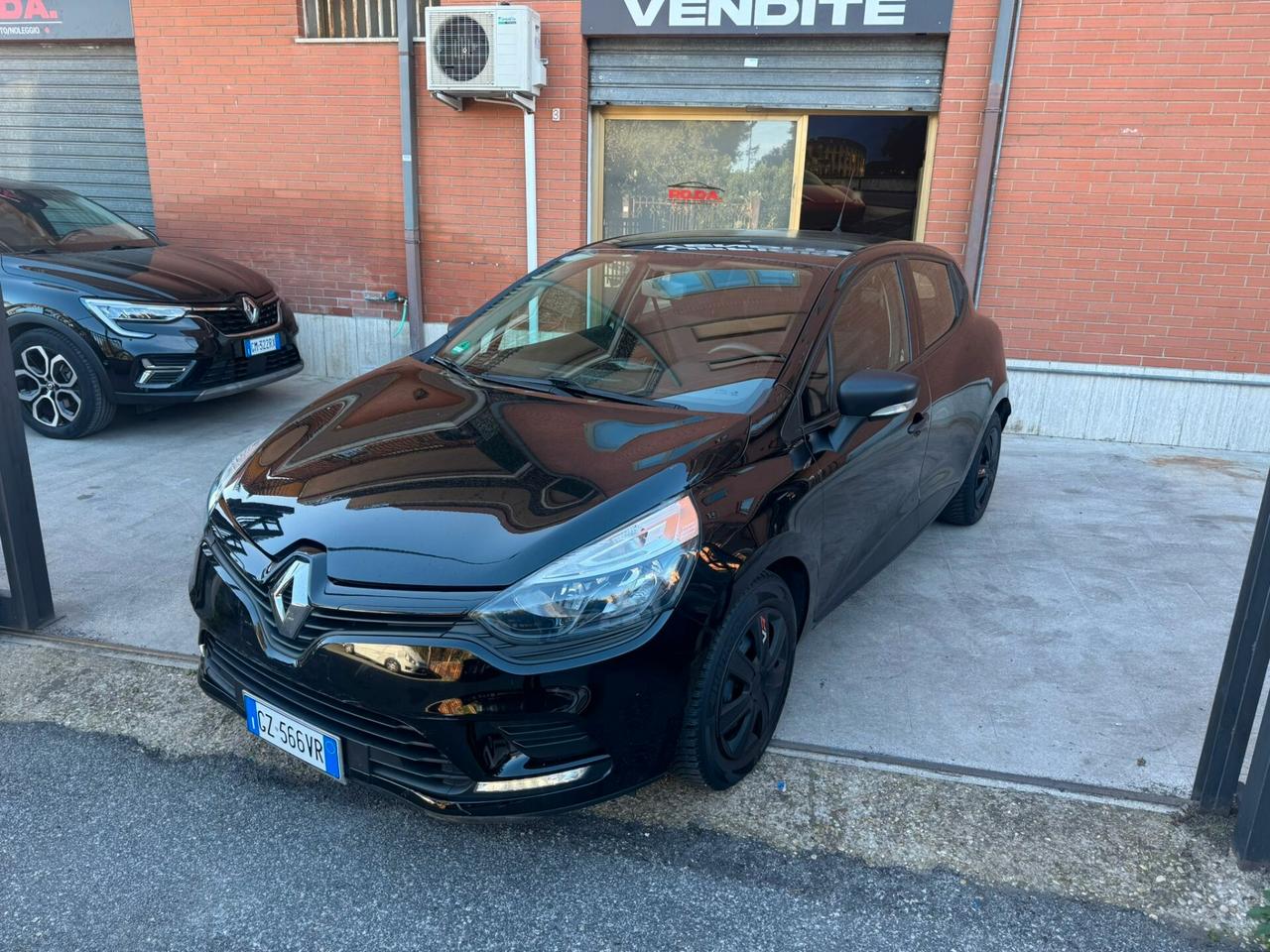 Renault Clio 1.2 75CV 5 porte Life