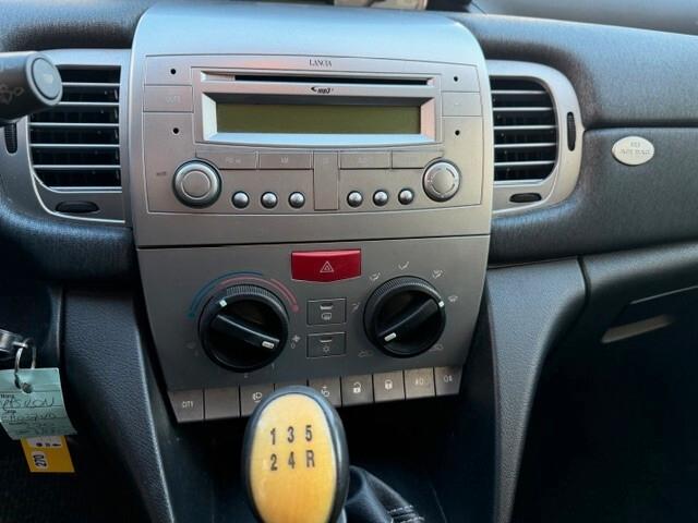 Lancia Ypsilon 1.2 69 CV Platinum km 130.000