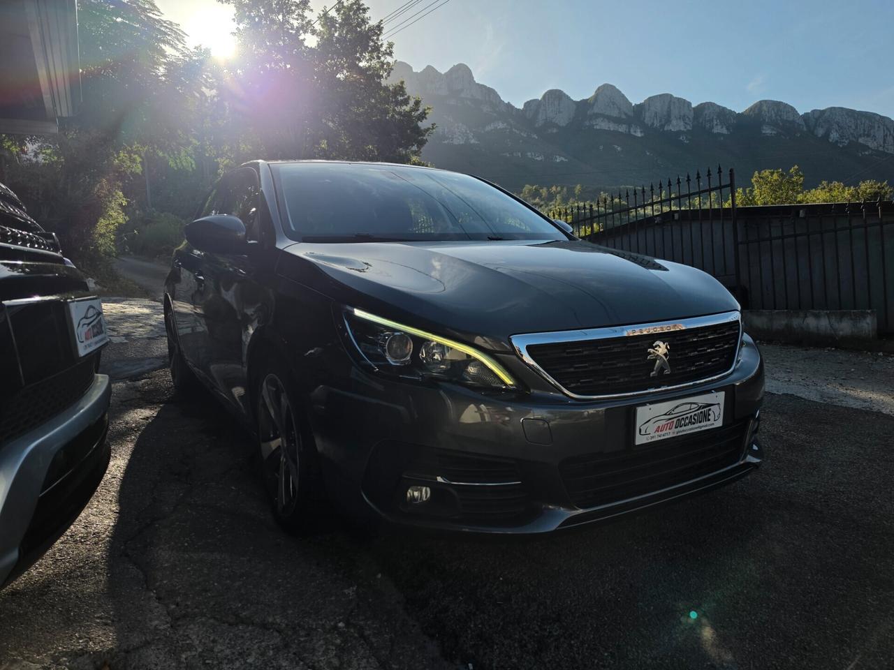 Peugeot 308 BlueHDi 100 S&S FULL
