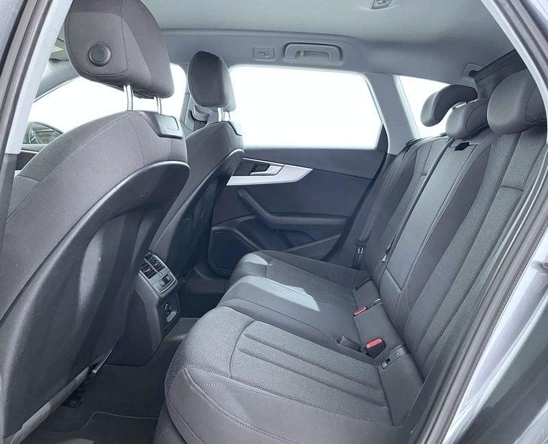 Audi A4 2.0 TDI 122cv S tronic