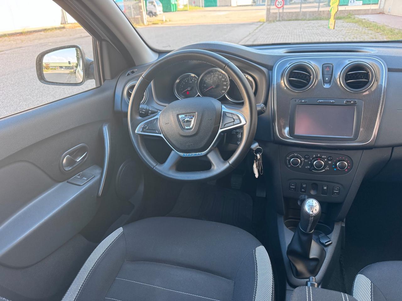 Dacia Sandero Stepway 1.5 Blue dCi 95 CV Comfort