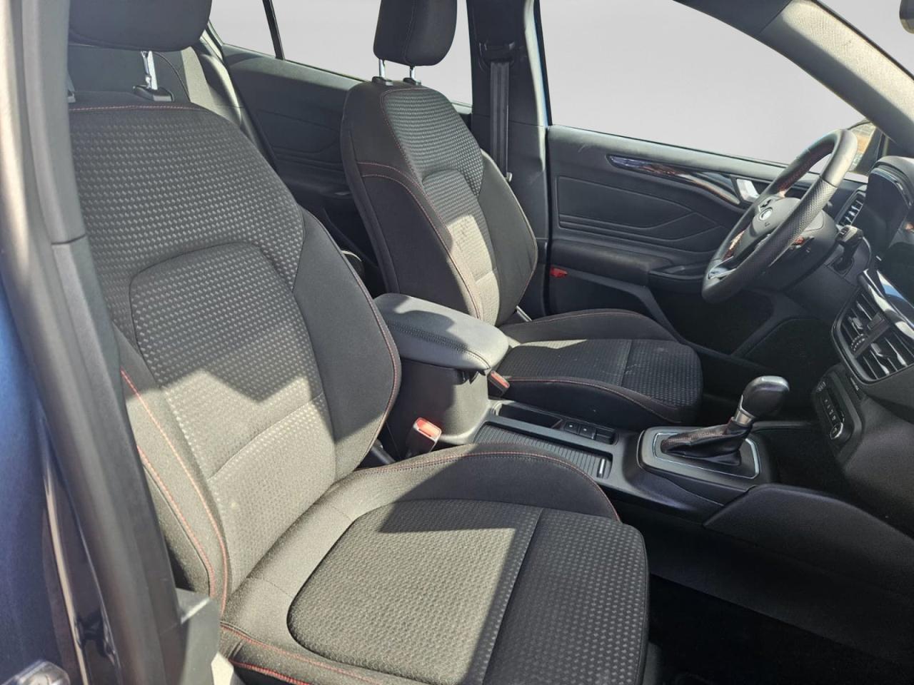 FORD Focus V 2022 SW - Focus SW 1.0 ecoboost h ST-Line Design 125cv powershift