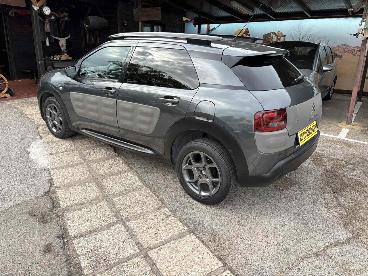 Citroen C4 Cactus BlueHDi 100 S&S Shine Edition
