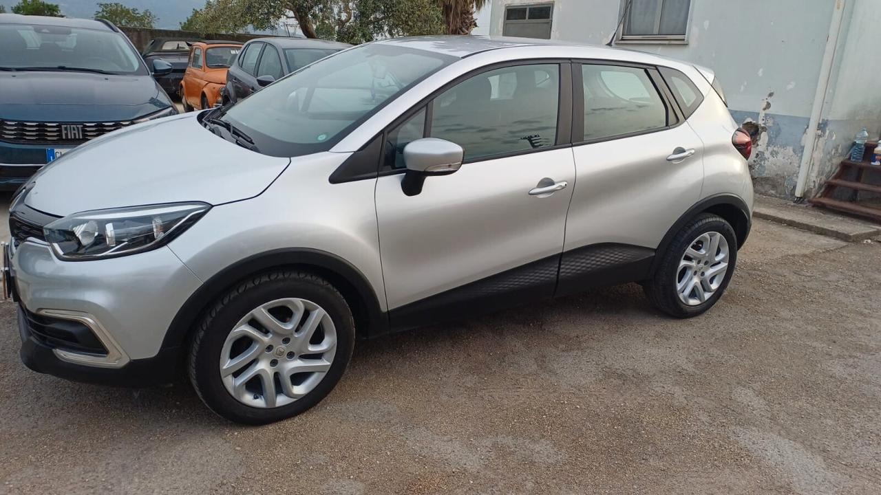 Renault Captur TCe 12V 90 CV Life 2019 SOLO 50MILA KM BENZINA