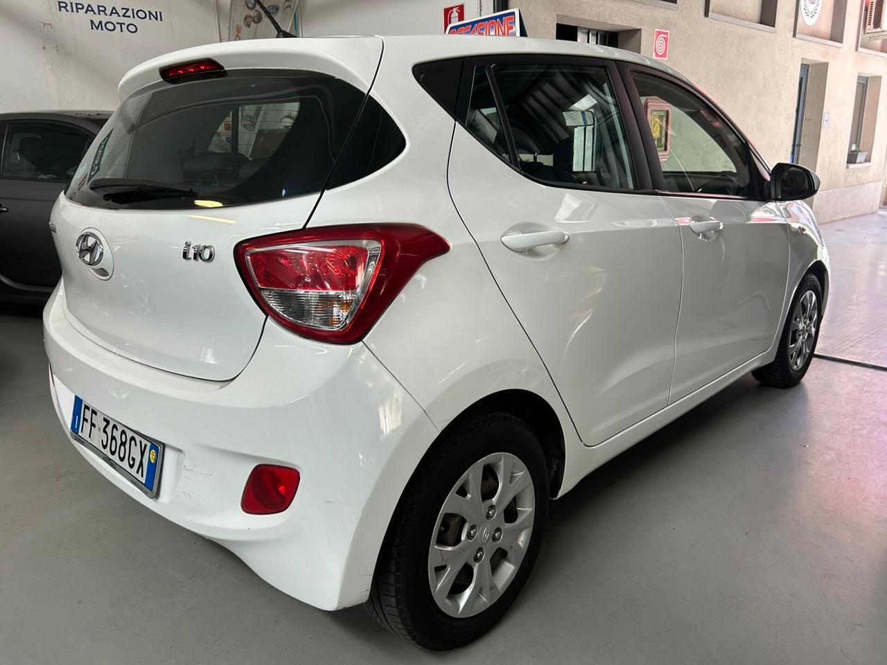Hyundai i10 1.0 MPI Sound Edition