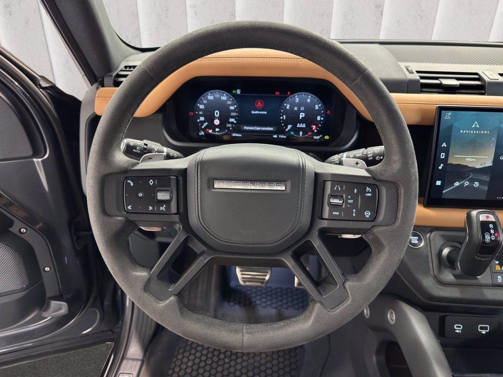 LAND ROVER Defender (2019) LAND ROVER 110 5.0 V8 525 CV AWD Auto del 2023