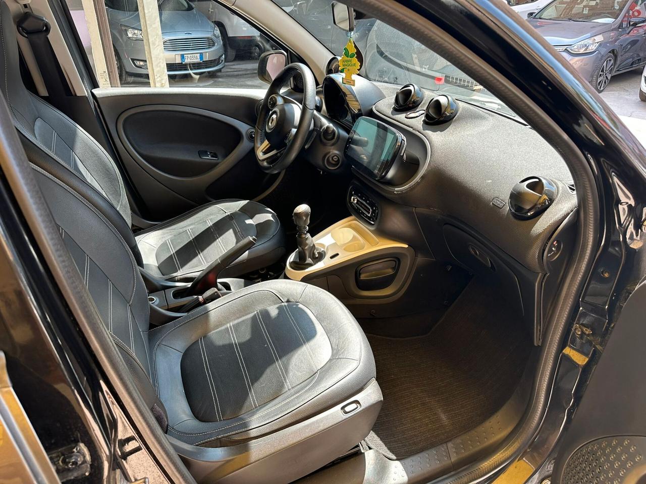 Smart ForFour 900cc benzina 12 mesi garanzia-2015