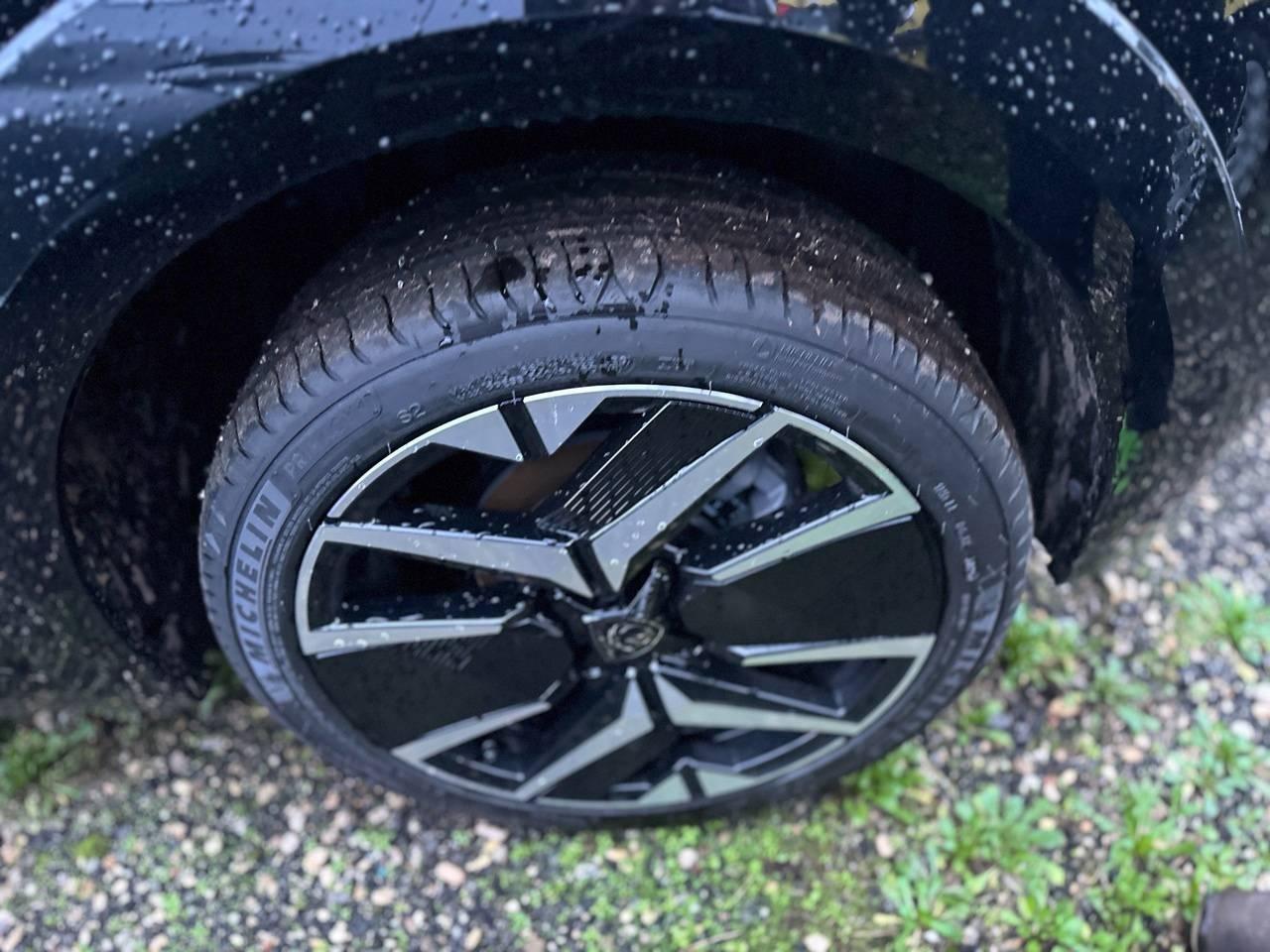 PEUGEOT 208 II 2023 - 208 1.2 hybrid Allure 110cv e-dcs 6