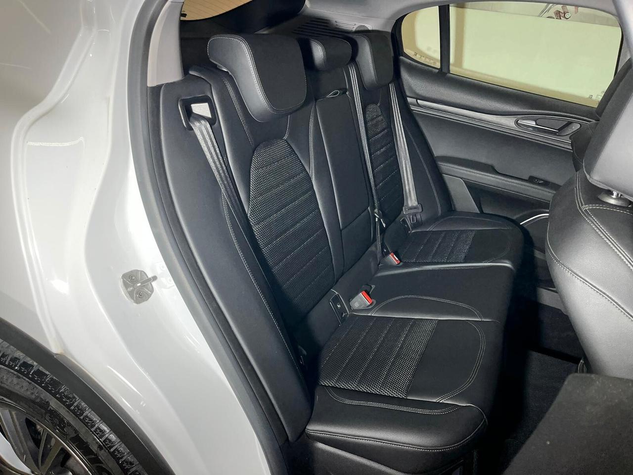 Alfa Romeo Stelvio 2.2 Turbodiesel 180 CV AT8 Q4 Executive