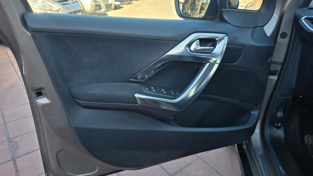 Peugeot 2008 BlueHDi 120 S&S Allure