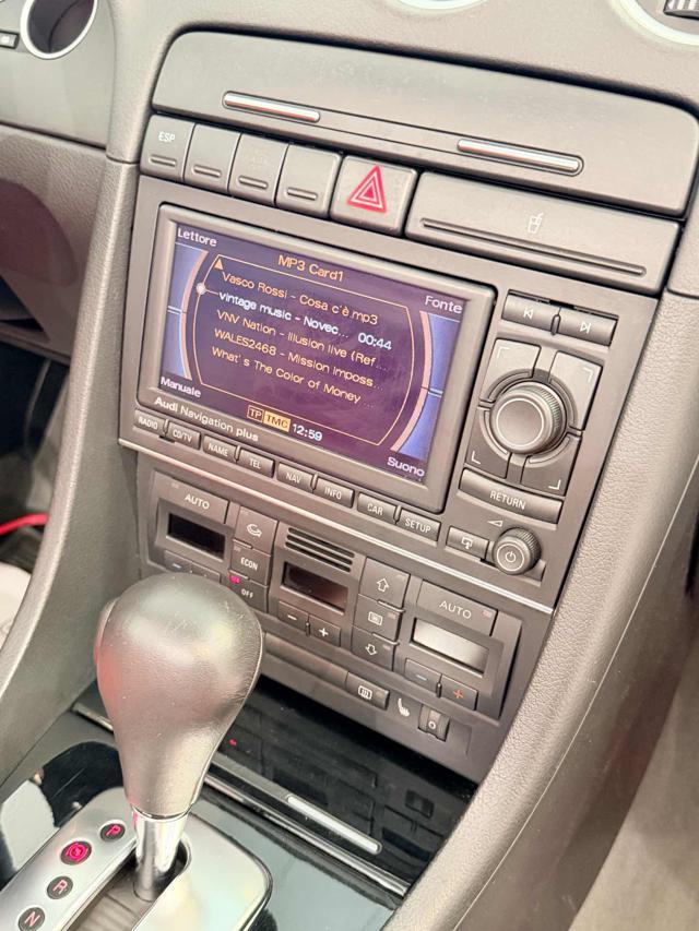 AUDI A4 Cabriolet 3.0 TDI F.AP. qu. tipronic