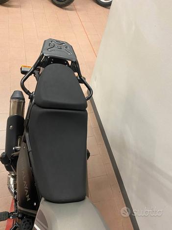 Royal Enfield Himalayan 411