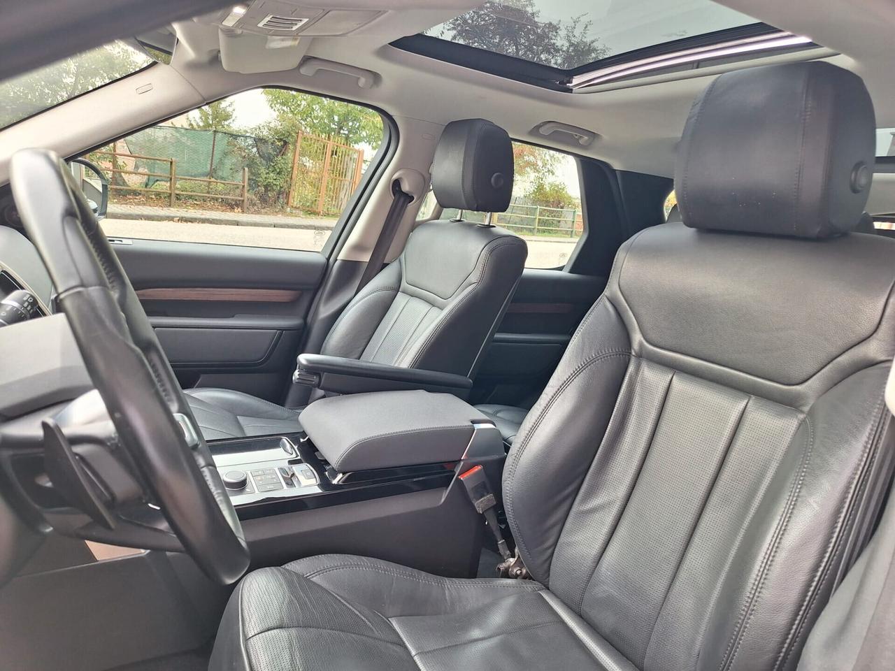 Land Rover Discovery 2.0 SD4 240 CV HSE Luxury-7 posti