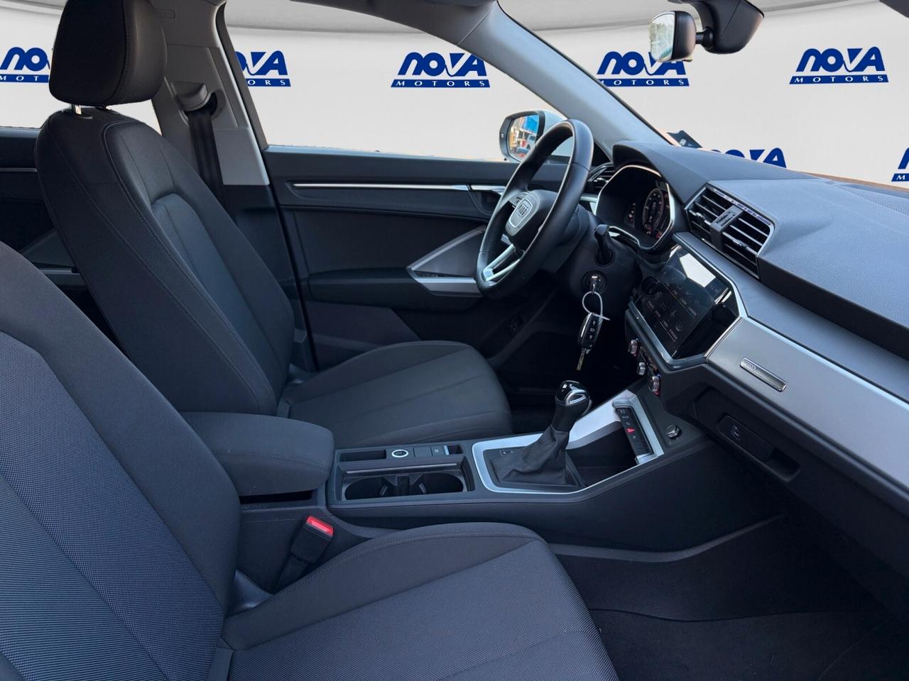 Audi Q3 SPB 45 TFSI e S tronic Business Plus