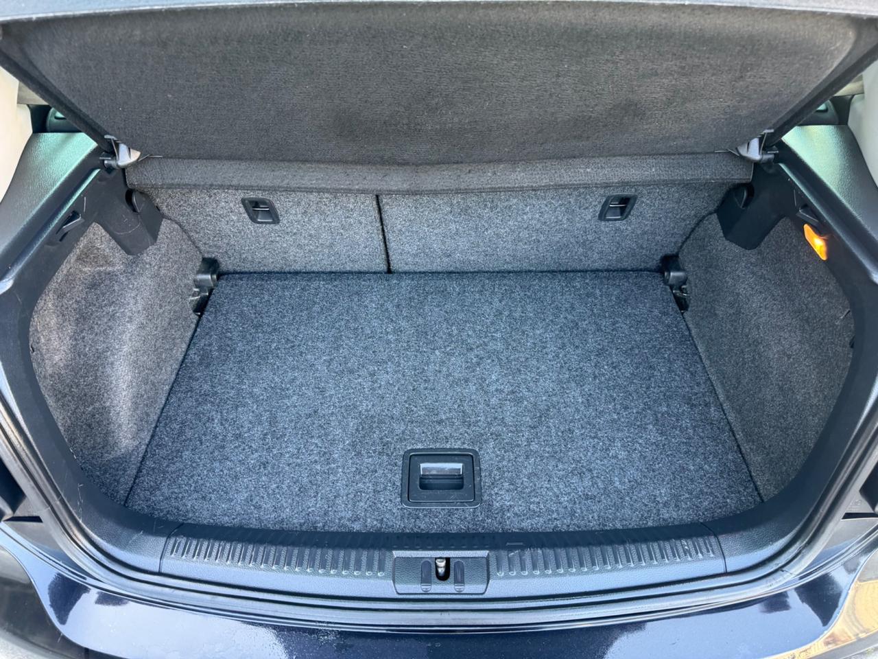 Volkswagen Polo Tetto apribile neopatentati
