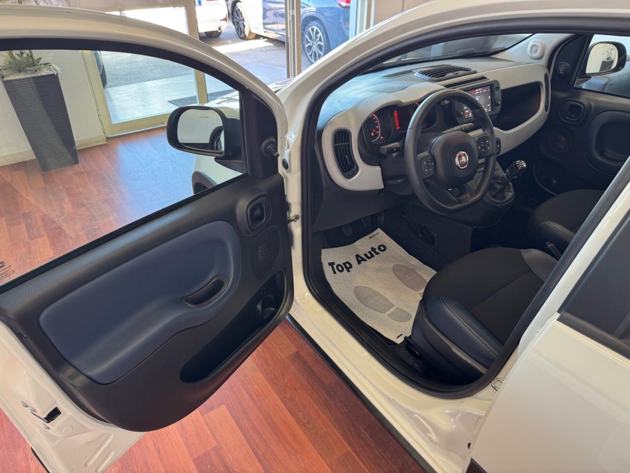 FIAT PANDA 1.0 FireFly S&S HYBRID CITY CROSS