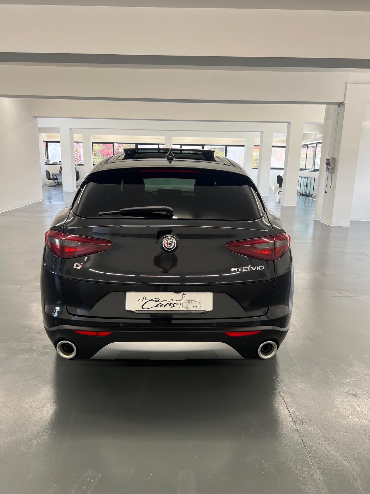 Alfa Romeo Stelvio 2.2 Turbodiesel 210 CV AT8 Q4 Executive