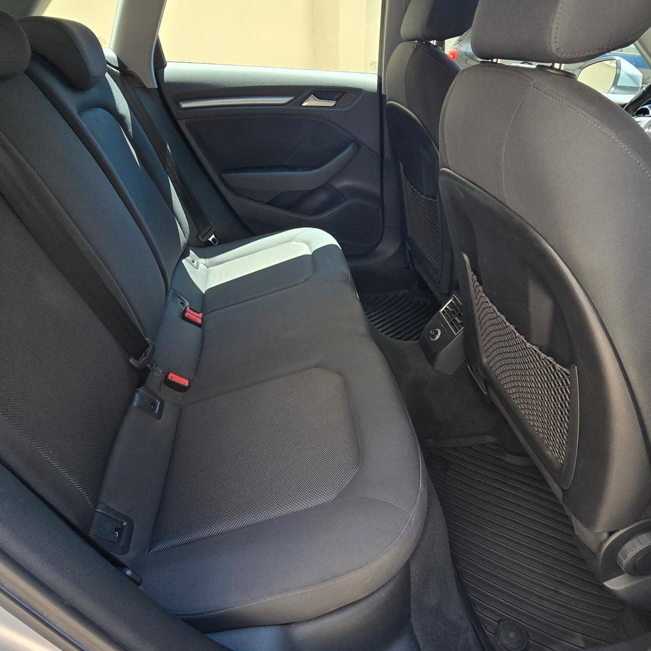 46.000 km - Audi A3 SPB 40 TFSI e S tronic Business Advanced