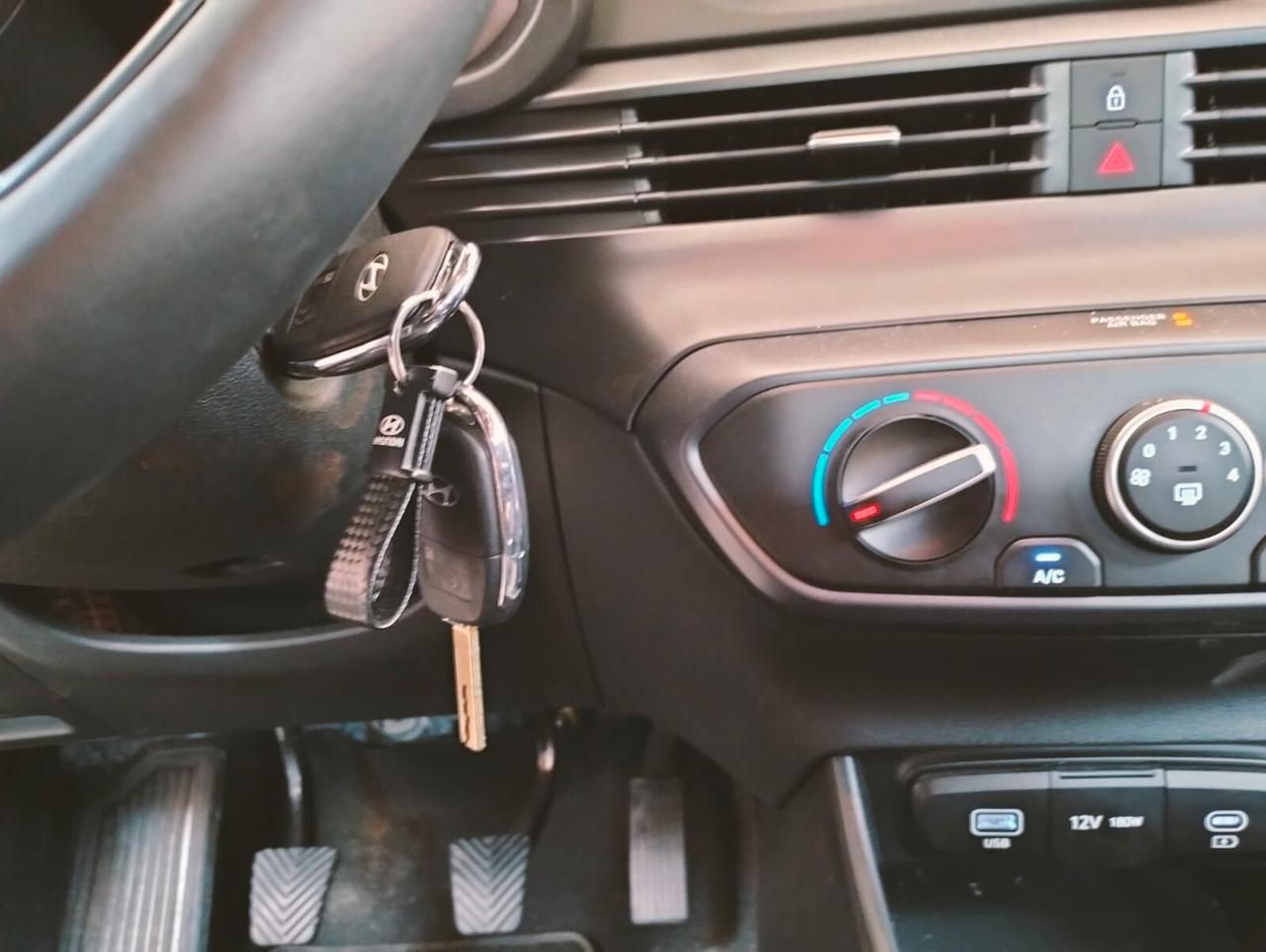 Hyundai i20 1.2 MPI - SINISTRATA -