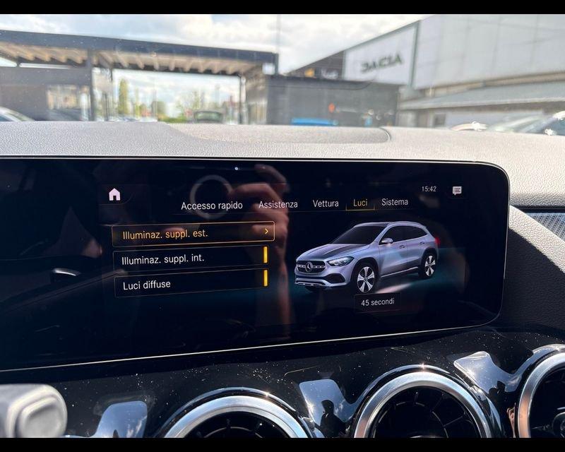 Mercedes-Benz GLA GLA 180 d Automatic Premium NIGHT-PACK