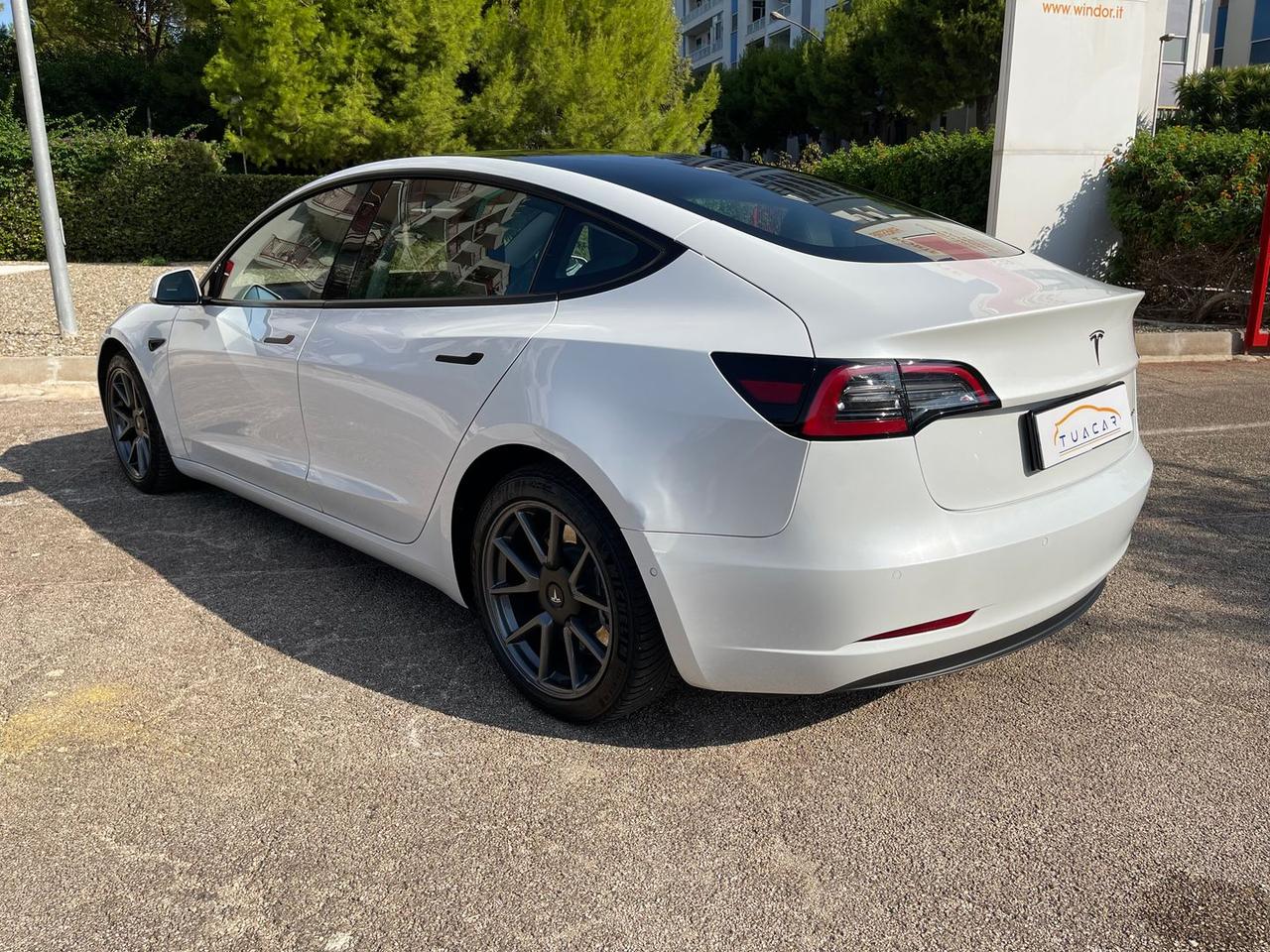 Tesla Model 3 Long Range