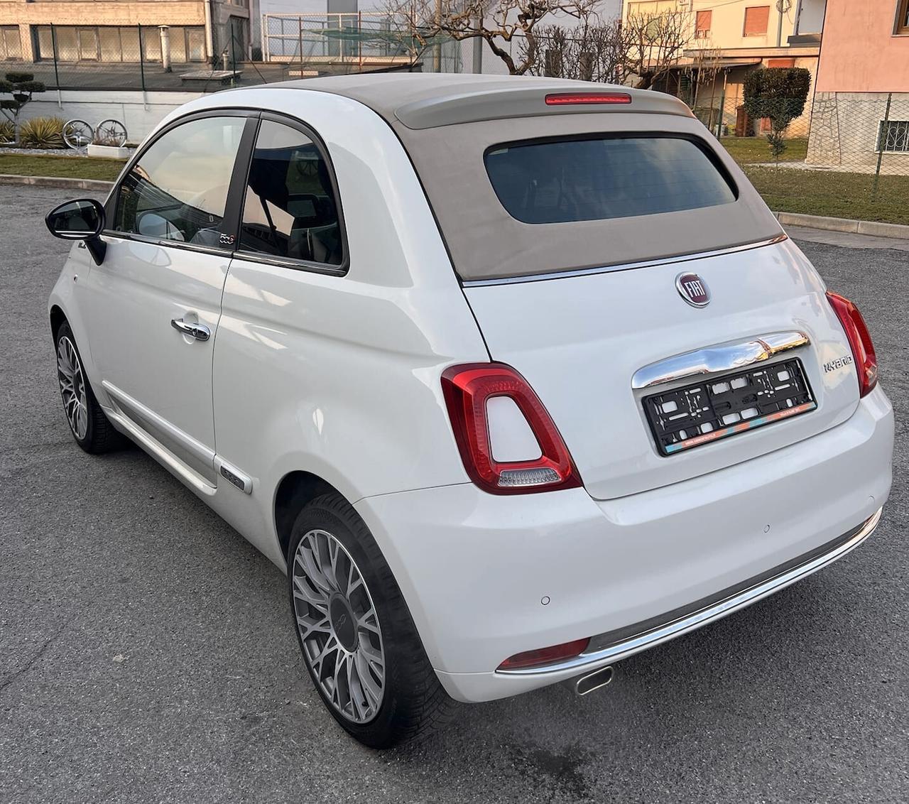 Fiat 500 C 1.0 Hybrid Dolcevita