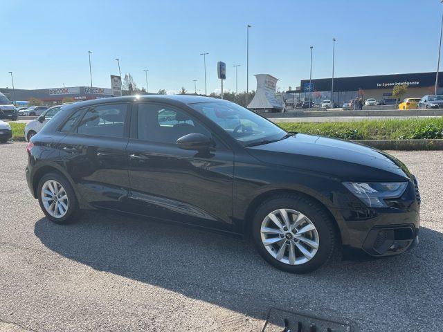 AUDI A3 SPB 30 g-tron S tronic Business Advanced