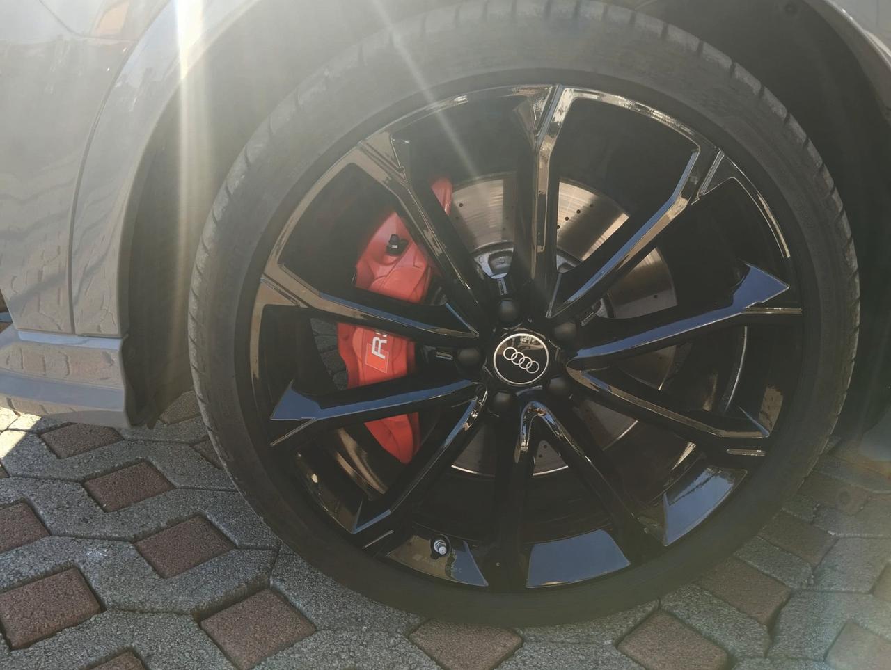 AUDI Q3 2019 Sportback - Q3 Sportback RS 2.5 quattro s-tronic