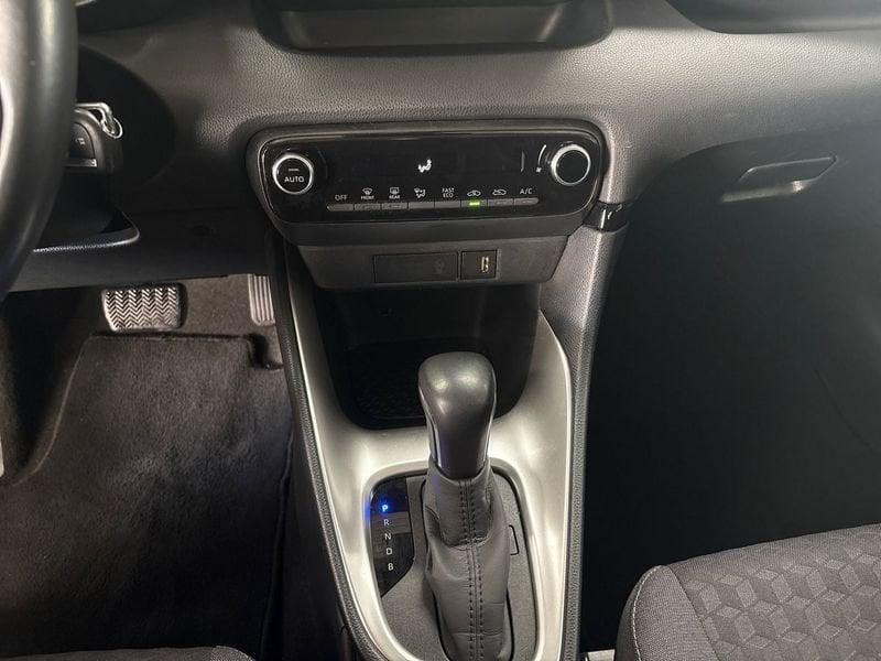 Toyota Yaris IV 1.5h Active