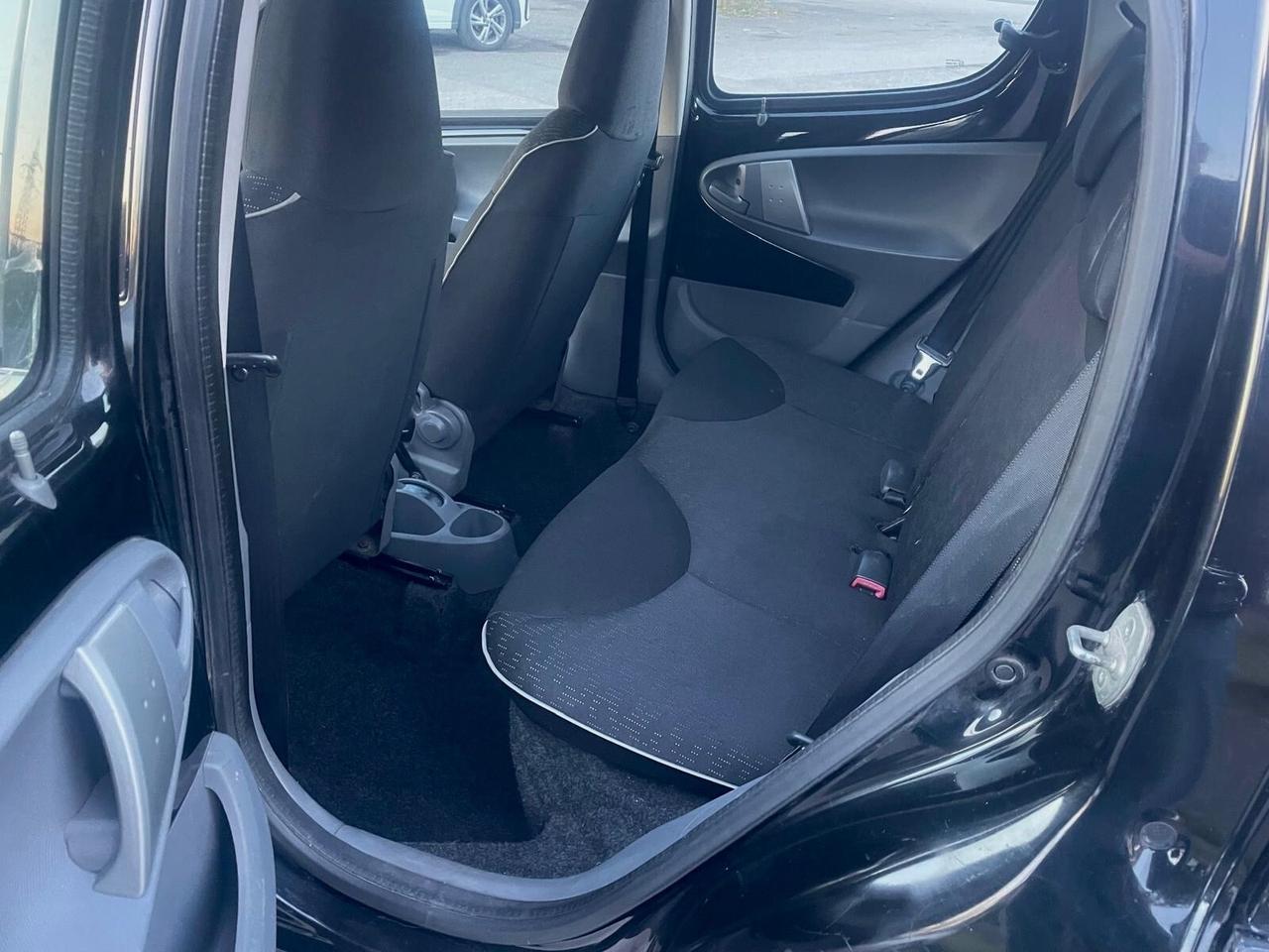 Peugeot 107 1.0 68CV 5p. Desir PER Neopatentati