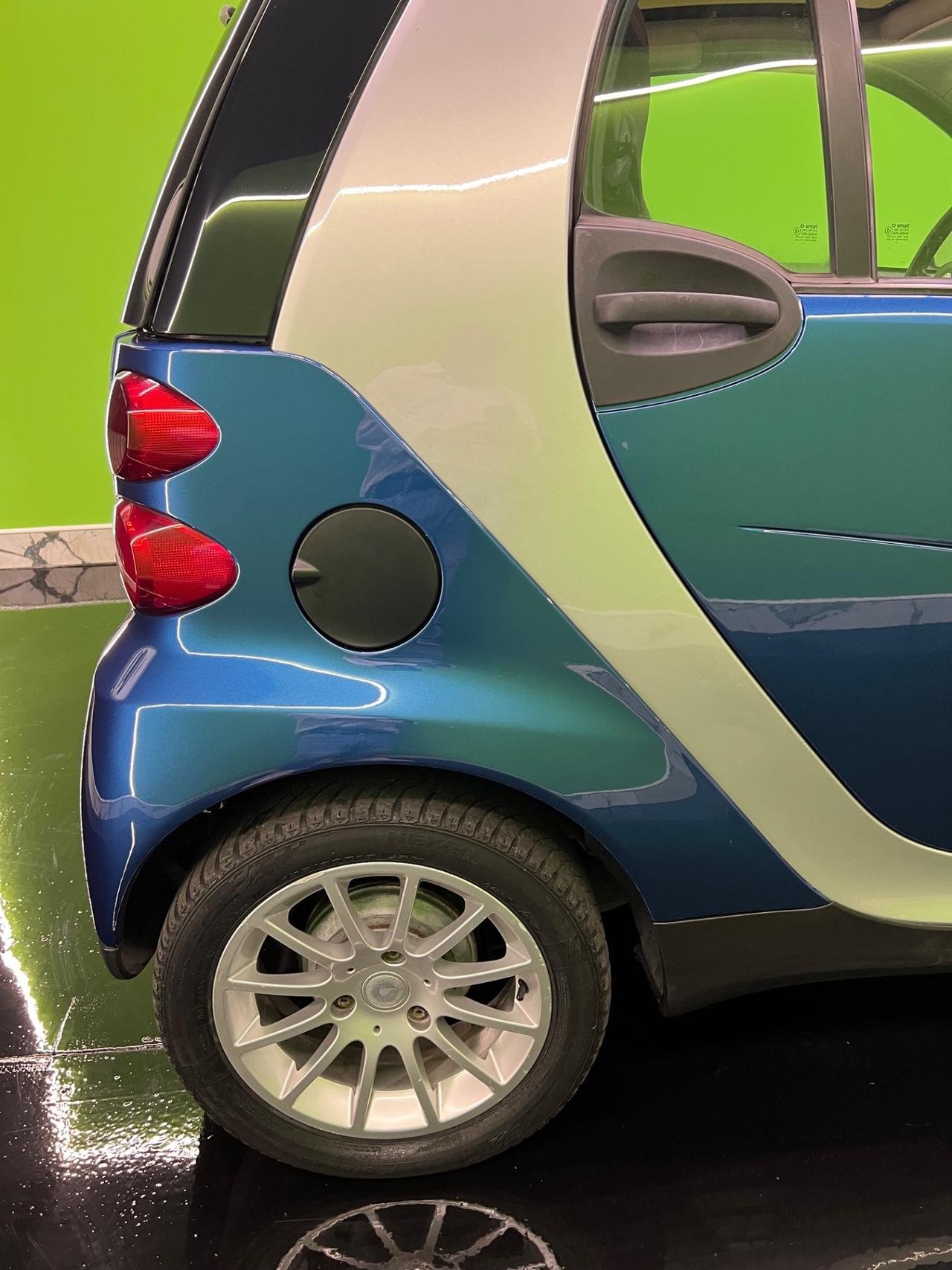 Smart ForTwo 1000 52 kW coupé limited two