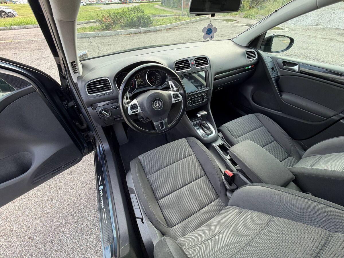 Volkswagen Golf 1.4 tsi Highline 5p dsg
