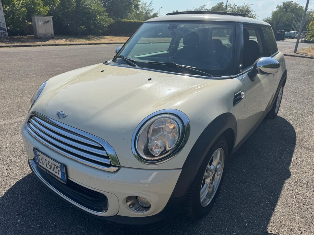 Mini 1.6 16V One (55kW)