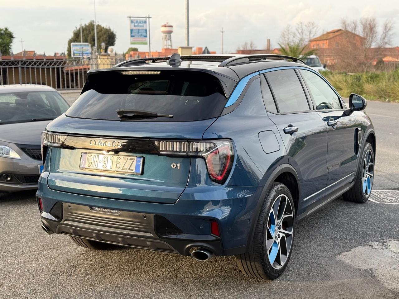 Lynk & Co 01 1.5 td phev PHEV HYBRID PLUG-IN